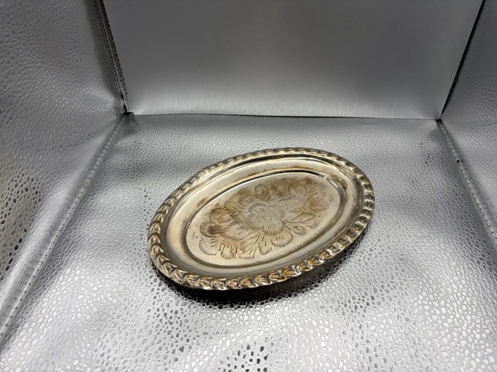 Dainty Silverplated Oval Dish with etched flowers International Silver Co.